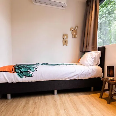 Villa Luxurious, Modern With Dishwasher, Close To De Veluwe Lunteren